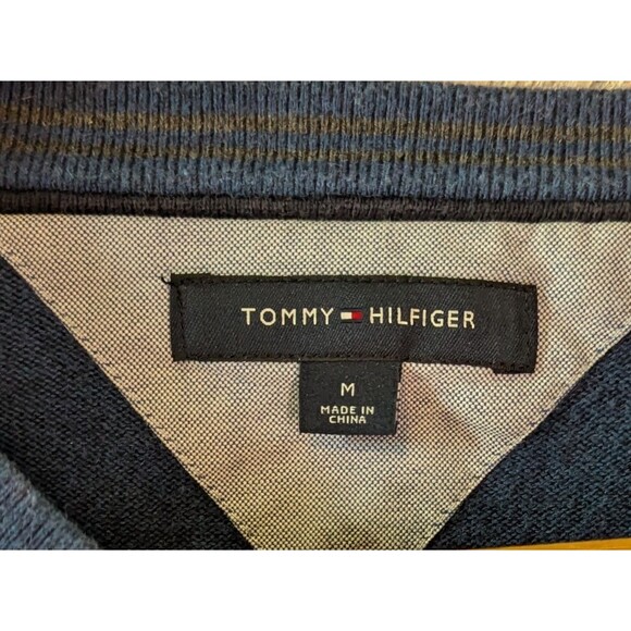 Tommy Hilfiger Blue V-Neck Pullover Sweater Men's Size M Medium (865) - Picture 3 of 3